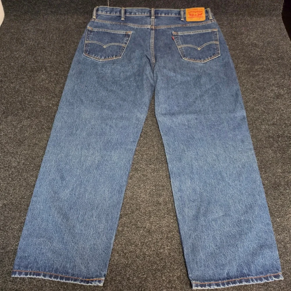 Levis 550 Relaxed Fit Jeans Mens 40x30 Medium Wash Blue Denim Tapered Leg